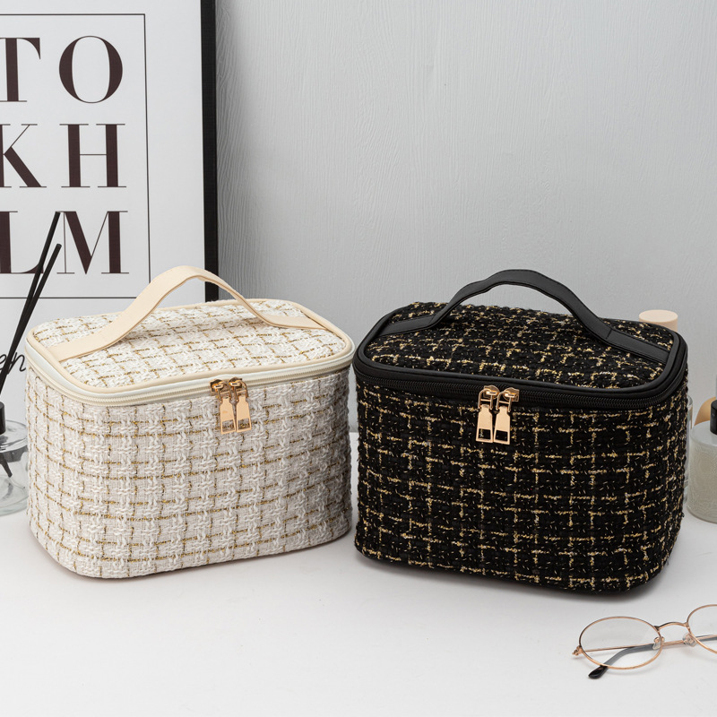 Handheld brand high quality cosmetic bag