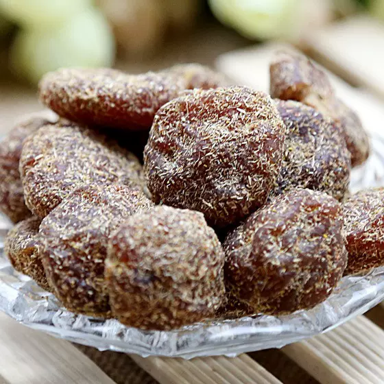 绿香园厂家甘草李饼李干40斤一件嚼劲酸甜零食蜜饯化核李果脯