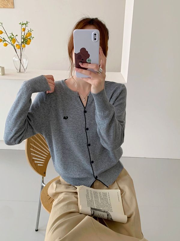 韩版25秋新款跨境女装显瘦百搭纯色设计刺绣软糯针织开衫毛衣上衣|undefined