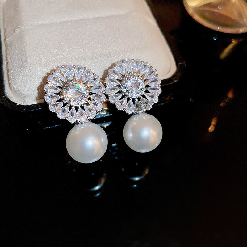 Aguja de plata pendientes de perlas de agua dulce verdadero oro galvanoplastia moda todo partido nicho de lujo de alta calidad pendientes de fábrica al por mayor