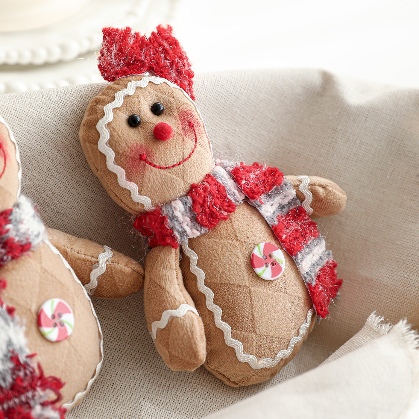 Nuevos regalos de Navidad muñecas galletas hombre pan de jengibre hombre colgante juguetes decoración de árbol de Navidad muñecas de ventana