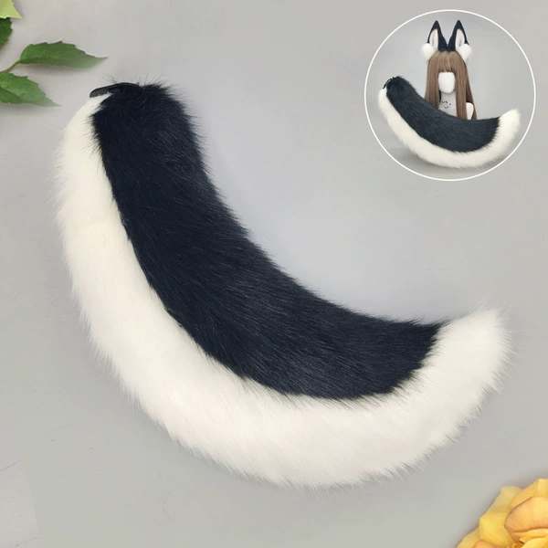 Black Wind Wild Wolf Tail-Black and White