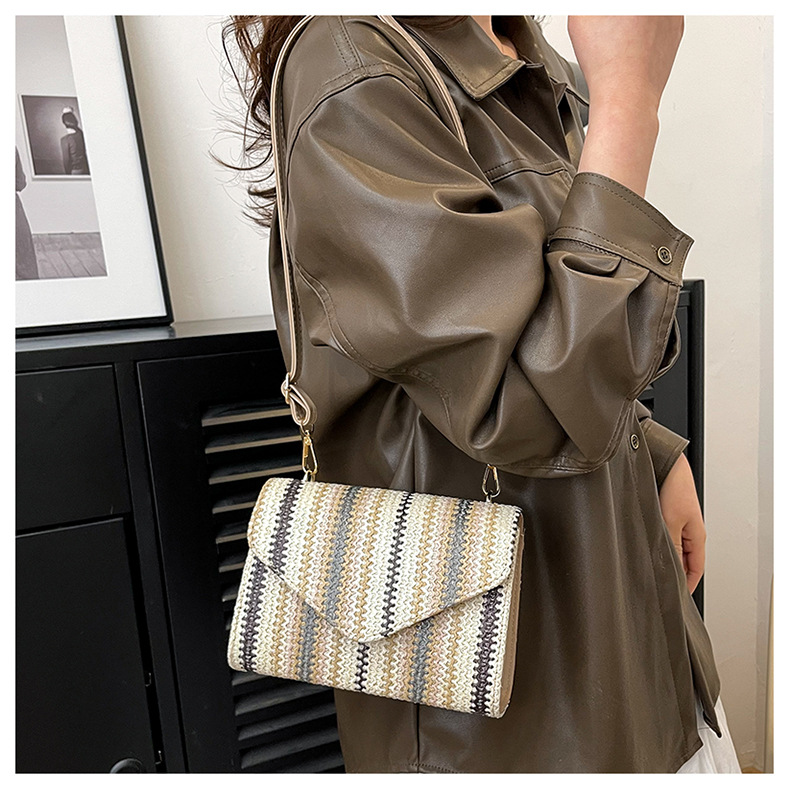 Weave Fashion Element Women's Straw Stripe Ethnic Style Classic Style Weave Square Magnetic Buckle Straw Bag
