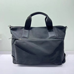 时尚休闲防水尼龙单肩包大容量托特包短途行李包健身包手提斜挎包