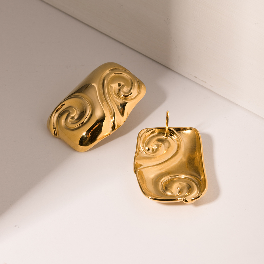 Earring Image 5
