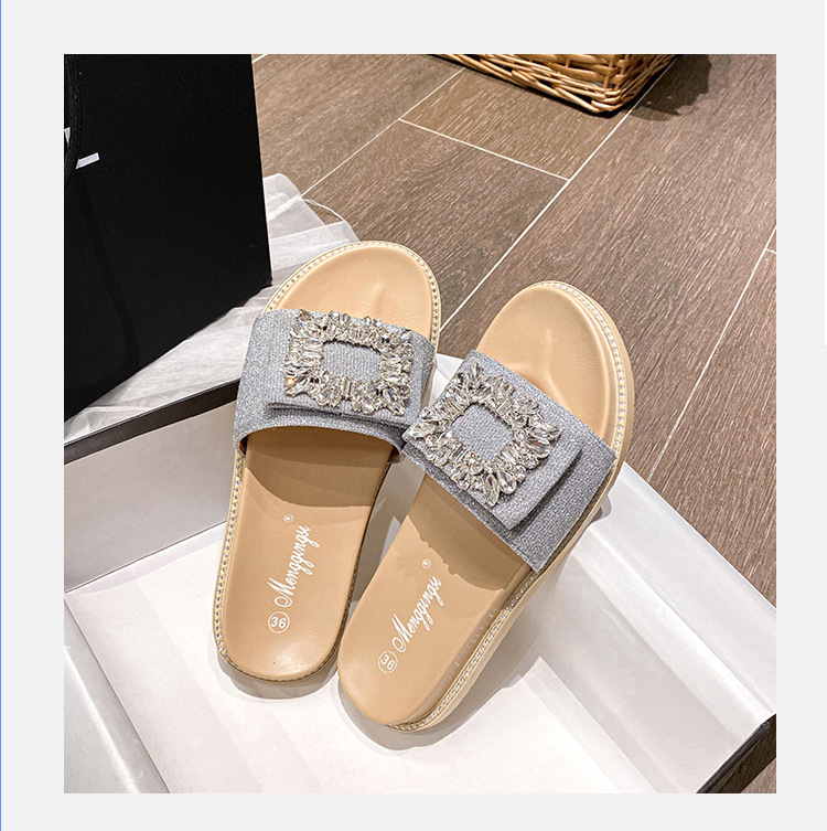 2025 verano nuevo lazo con diamantes de imitación hebilla cuadrada plana casual zapatillas de mujer sandalias de una tira para mujer ropa de exterior talla grande 41_voghion.com