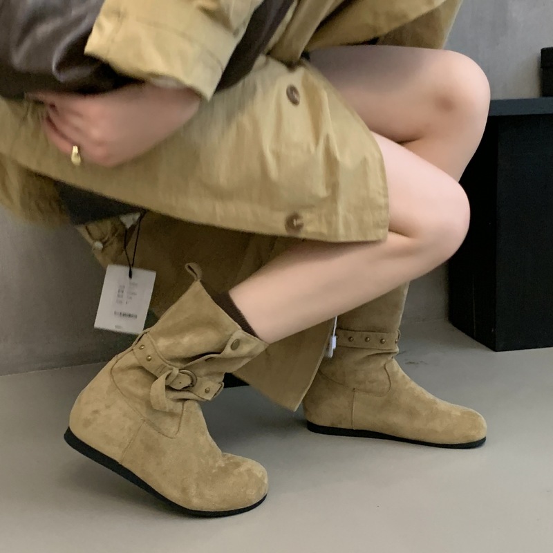 秋冬款法式皮带扣时装短靴2025新款软底两穿翻折纽扣内增高靴|undefined