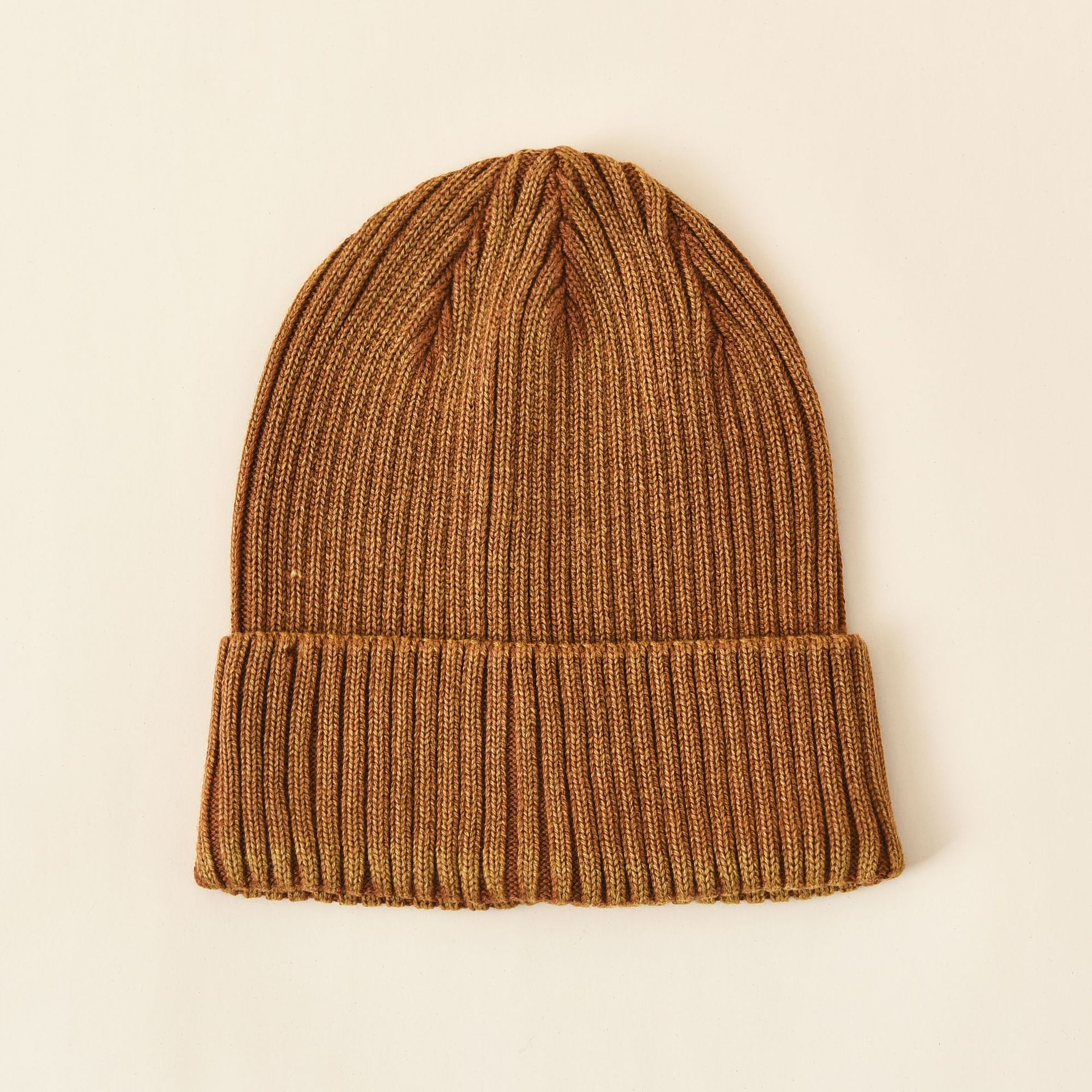 Nueva moda estilo coreano angustiado hombres y mujeres sombrero de punto simple pareja caliente sombrero frío moda europea y americana sombrero de lana