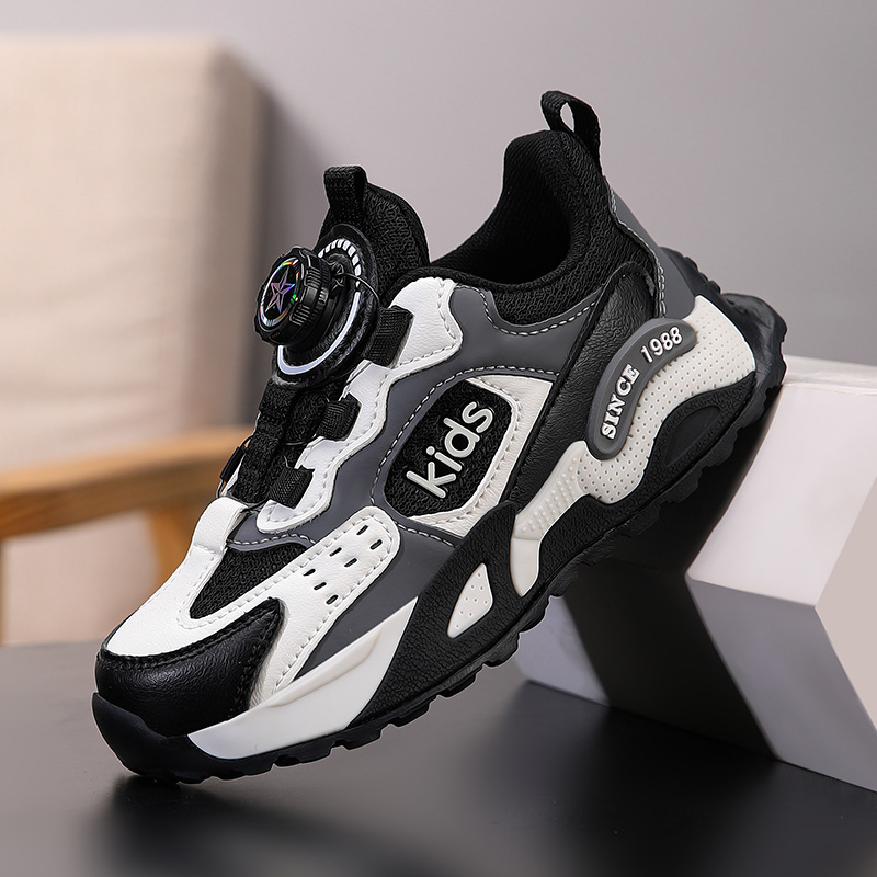 Zapatos deportivos para niñas 2025 primavera y otoño nuevos zapatos para correr con botones transpirables de malla para niñas y niños grandes