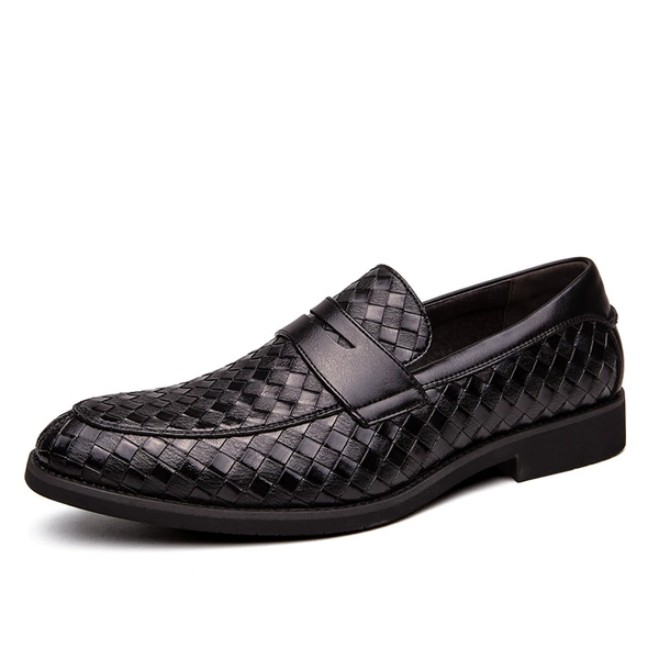 84114 black leather shoes