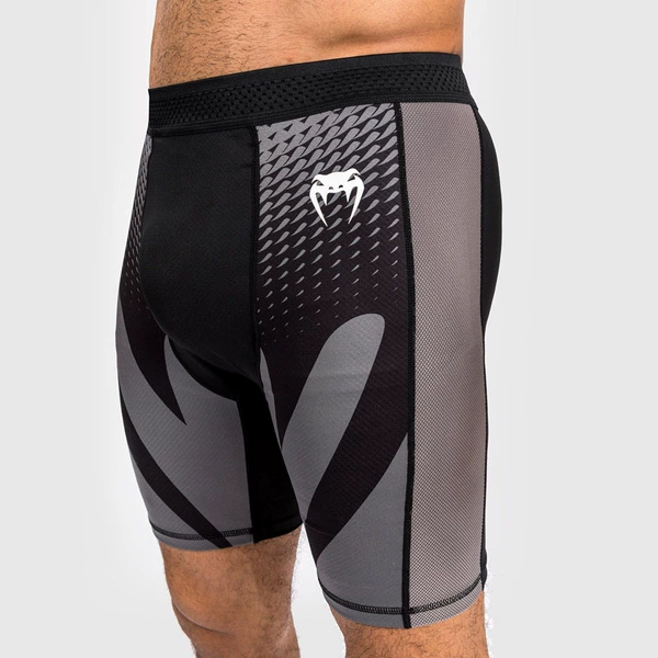 F01 tight shorts