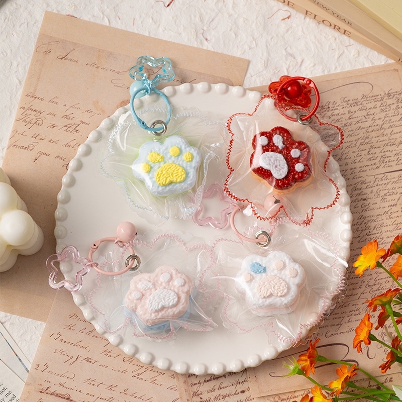 Food-grade silicone mini cute stitched-edge kitten paw slow-rebound stress-relief squeeze toy handmade gift