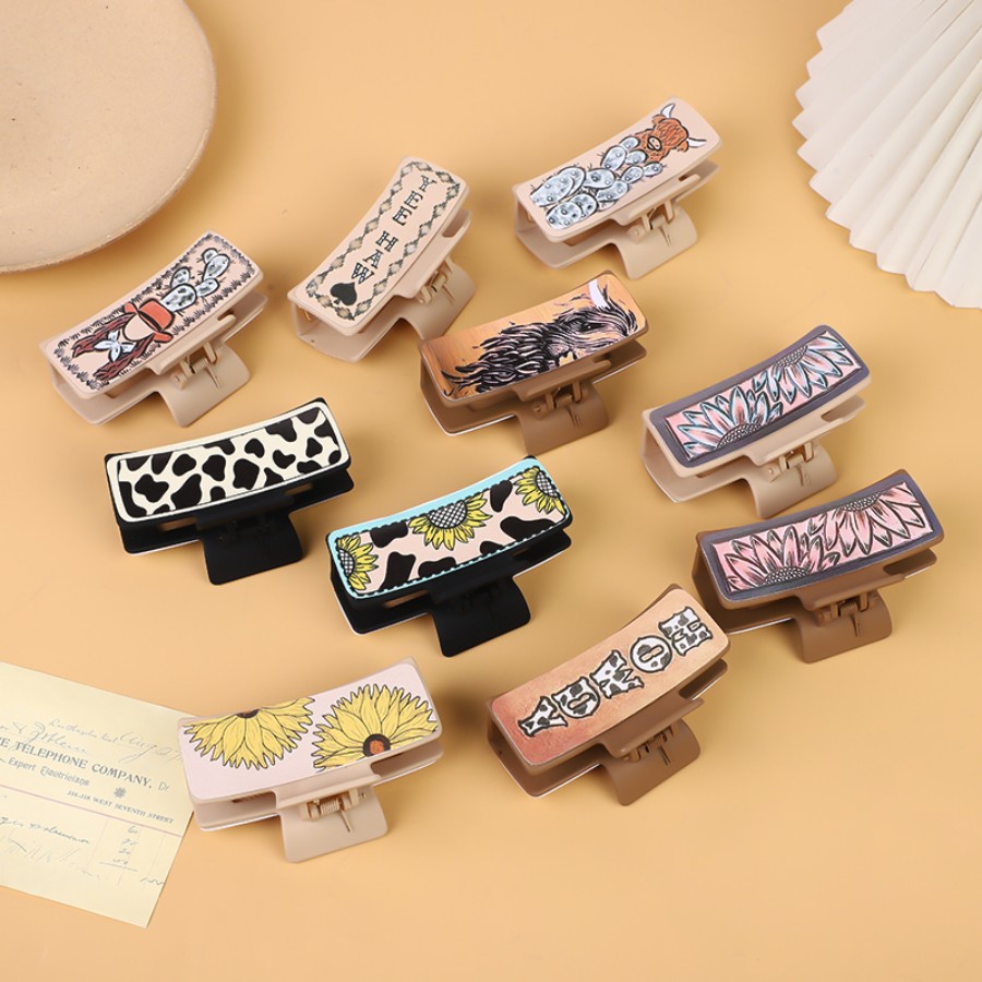 50g Weight Hair Claws Hair Accessories Type 1 Piece Quantity Daily Occasion Pu Leather Material Sunflower, Letter Pattern Women's Gender Retro Style Women's Retro Sunflower Letter Pu Leather Hair Claws 3