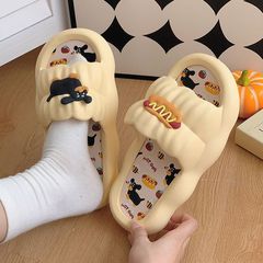 滑り止めは家の涼しい休日の糞女の外のスリッパを履いて漫画の夏感のホットドッグのカップルのスリッパのネットの底の赤い情室を踏みます。