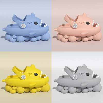 Домашние детские тапочки в стиле Crocs, нескользящие мультяшные босоножки на платформе, подходят для носки на улице, мягкая подошва
