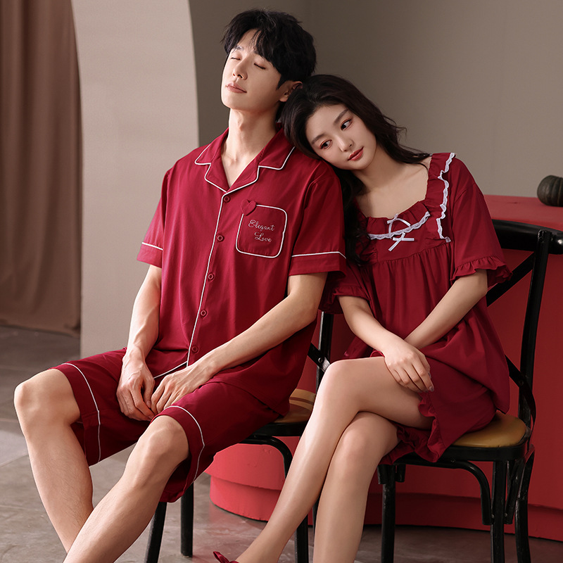 A66527 여성 77869 남성