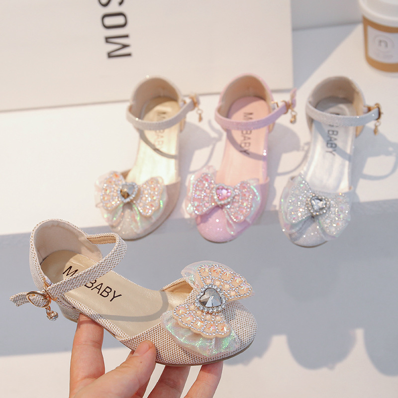 Süße High Heels mit Schleife, Baotou-Sandalen für Mädchen, mittelgroße Kristall-Showschuhe, Sommerschuhe für Kinder_voghion.com