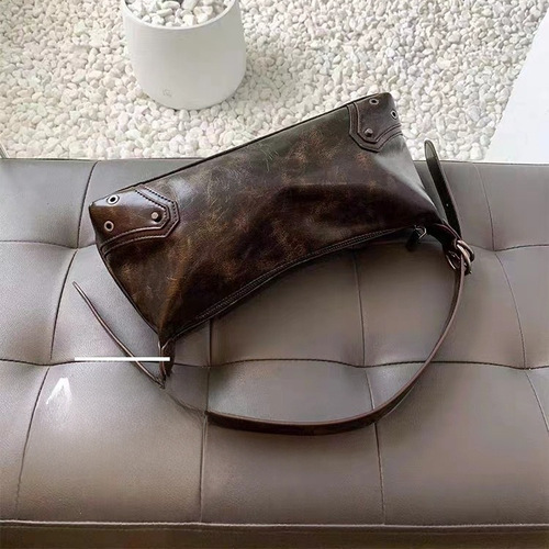 High-end sense bag large-capacity armpit bag for women 2024 autumn and winter new niche retro versatile shoulder bag crossbody bag