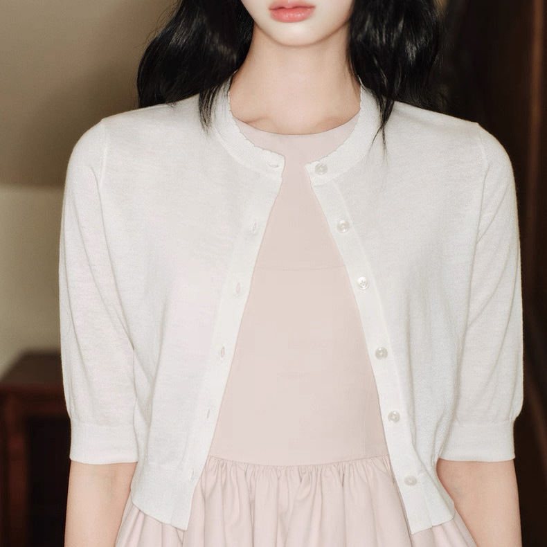 Avenement/Round Neck Half-Sleeve Knitted Cardigan Layered with a Short Top and Jacket with Three-Quarter Sleeves for Women in Spring and Summer