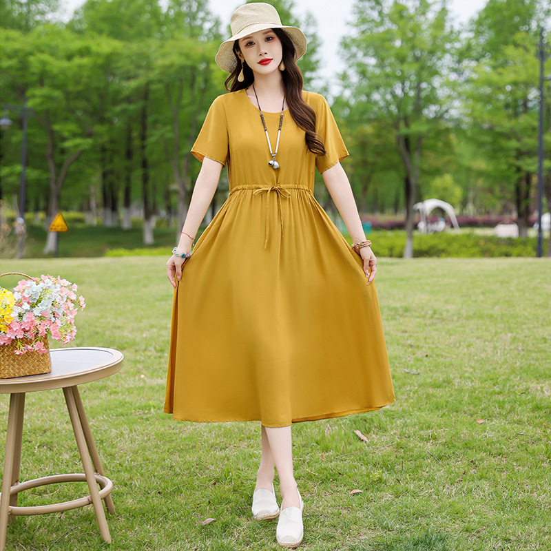 お母さんの端正な大気の夏服の新型の純色の綿のワンピースの中の長い高級な気質は腰を収めてやせているスカートを現します。|undefined