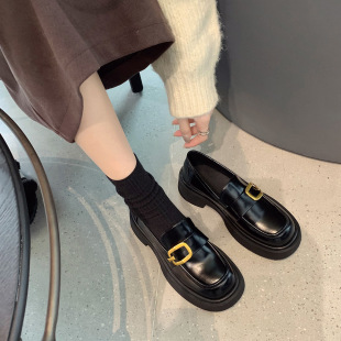Ӣ��һ�֎����ۺ�״ָ�����Ь2025�¿�һ�_�ŷ��A�^СƤЬŮ����