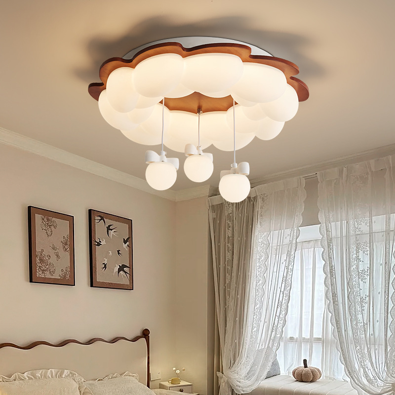 Lámpara de techo de nube de crema Lámpara de habitación de estilo antiguo francés de estilo creativo