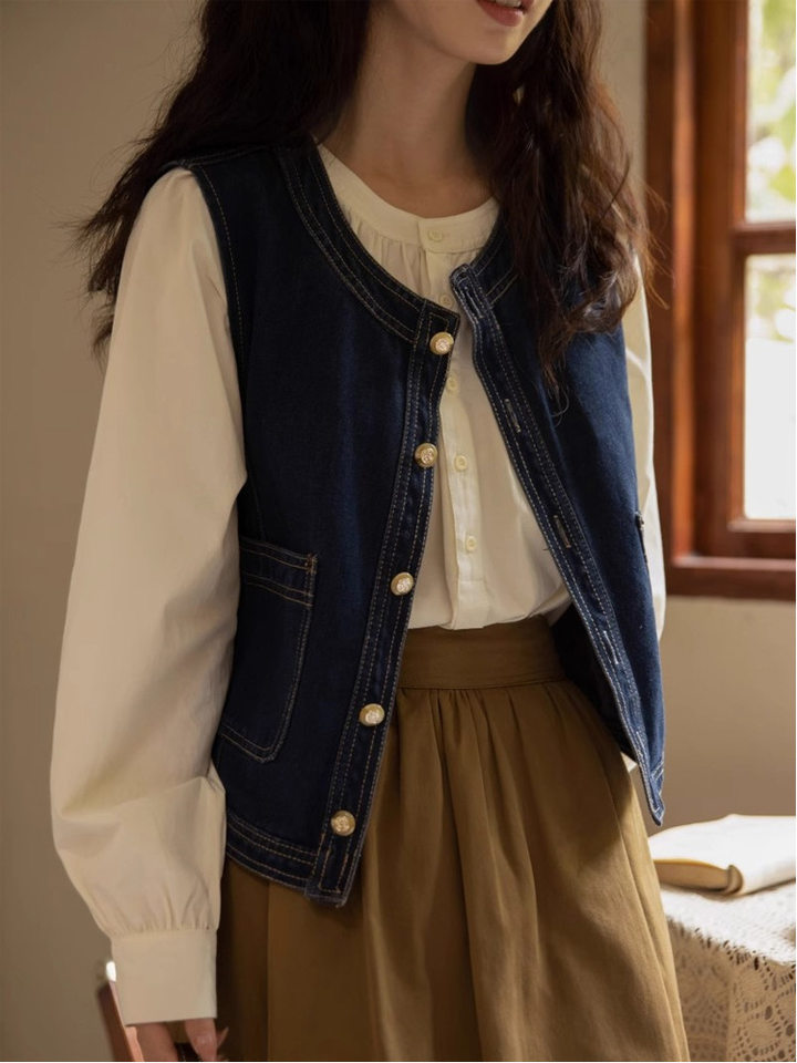 Áo vest denim cardigan nữ phong cách retro, dáng ngắn 40–50 cm, cài cúc, có túi — Denim xanh (hàng có sẵn), Màu xanh đậm (hàng có sẵn)