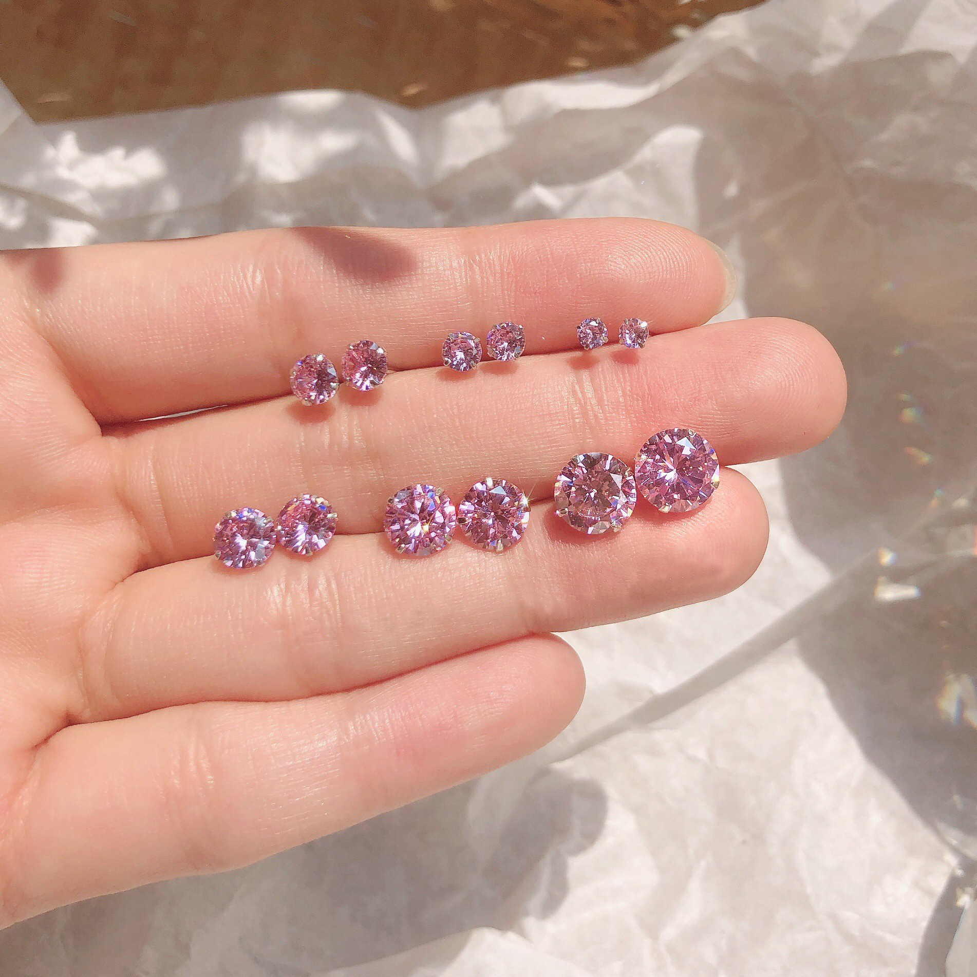 New girlish pink diamond a minimalist temperament, niche high-end feel, zircon mini with studs and earrings_voghion.com