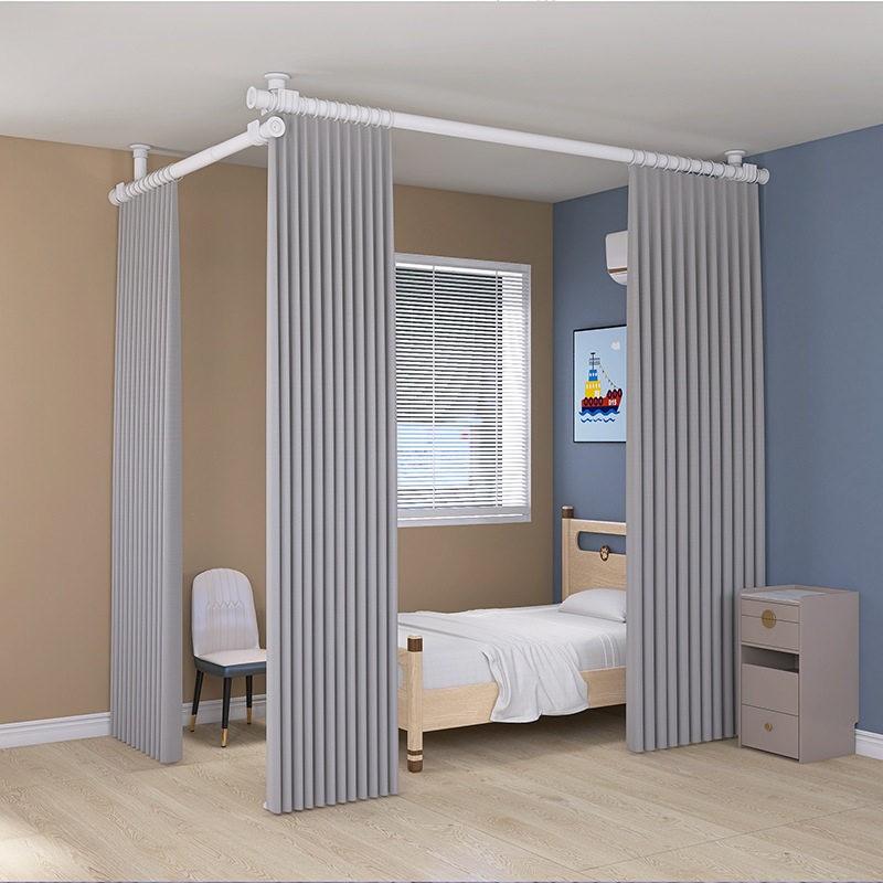 天に立って客間の寝室を遮断して部屋を分けて部屋を二つの部屋に変えて、一時的に簡易屏風を遮る