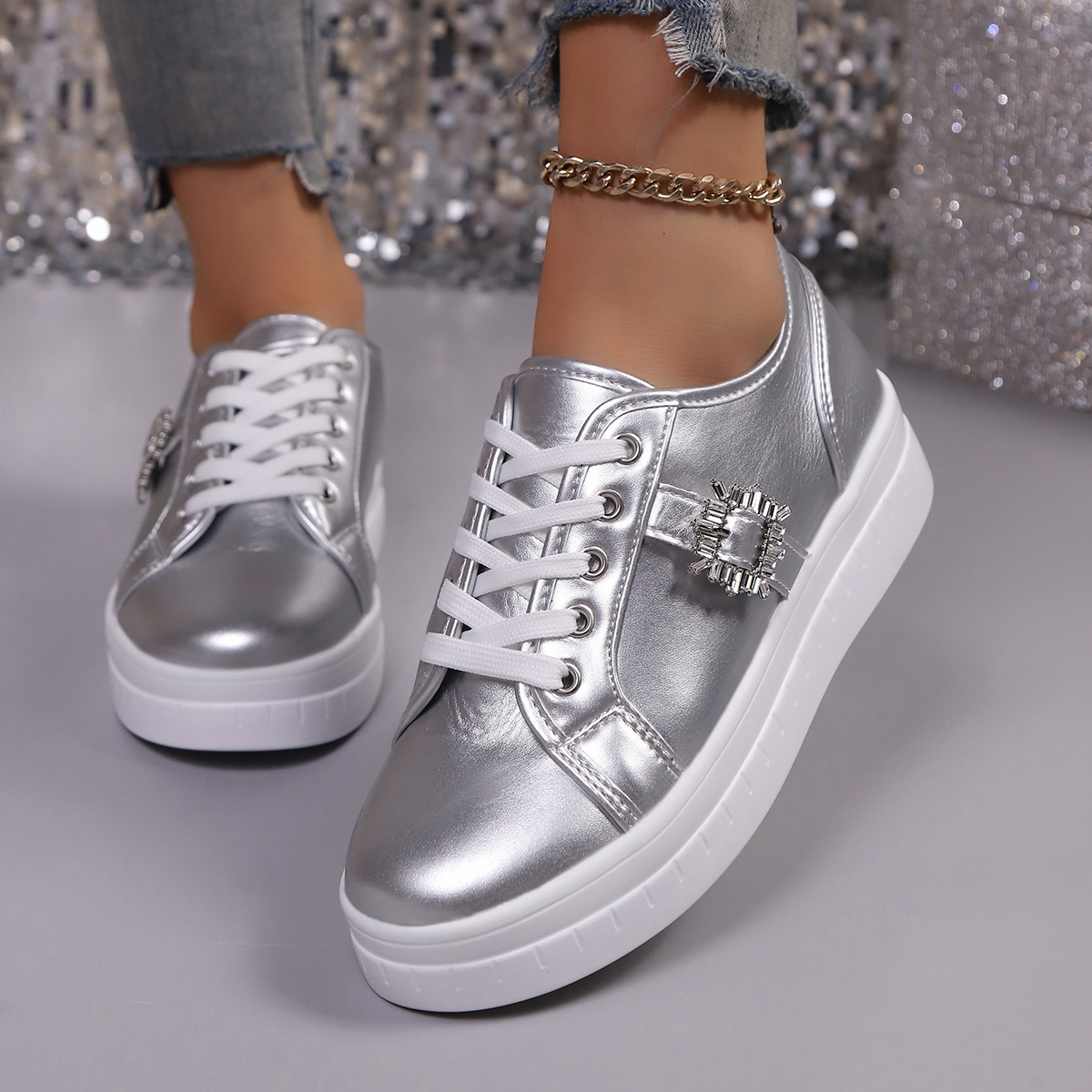 Sneakers sportive casual con lacci decorate con strass, stile europeo e americano, taglie forti, autunno, per donna_voghion.com