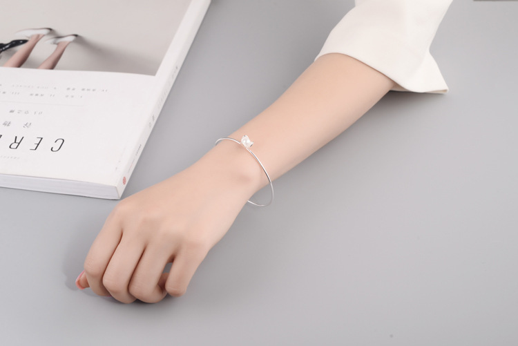 Mujeres s925 pulsera de plata esterlina verano nuevo regalo cumpleaños estilo coreano simple pequeña flor perla abierta joyería