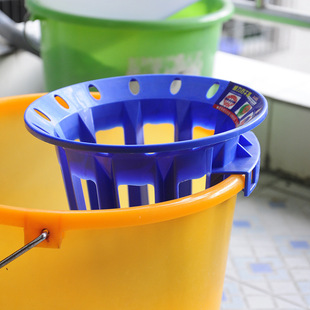 Old-fashioned mop wringing device household mop bucket squeeze basket mop drain bucket mop dehydrator mop squeezer