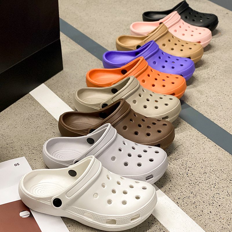 Simple Casual Clogs for Women, Breathable Sandals That Can Be Worn Outside, Cartoon Versatile Couple Style, Non-Slip Flat Sandals for Men