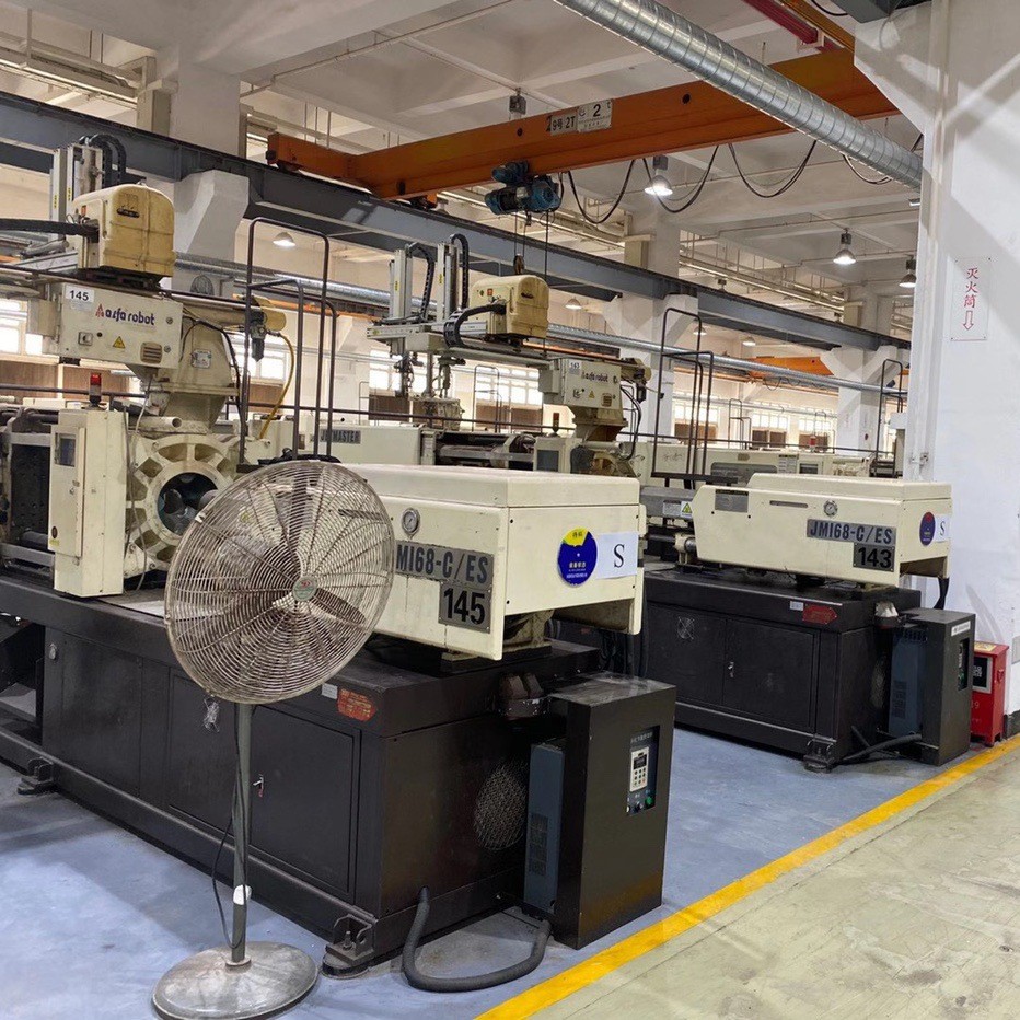 工厂直接转让震雄128.138.168.268.368.吨注塑机 卧式二手注塑机