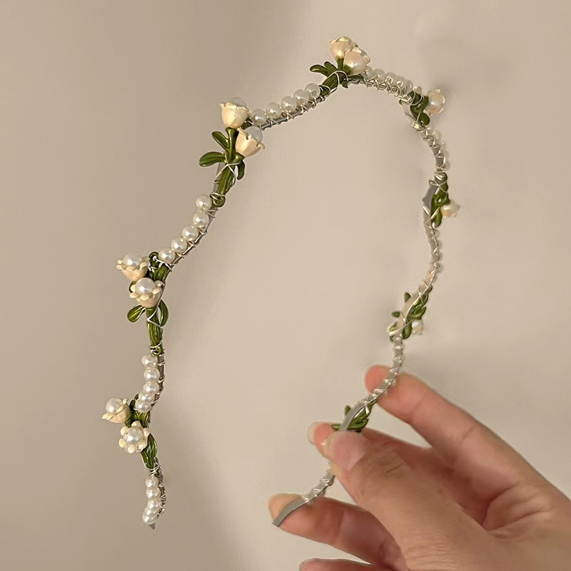 Frau Feenhafter Stil Süss Wellen Blume Imitationsperle Legierung Haarband display picture 1