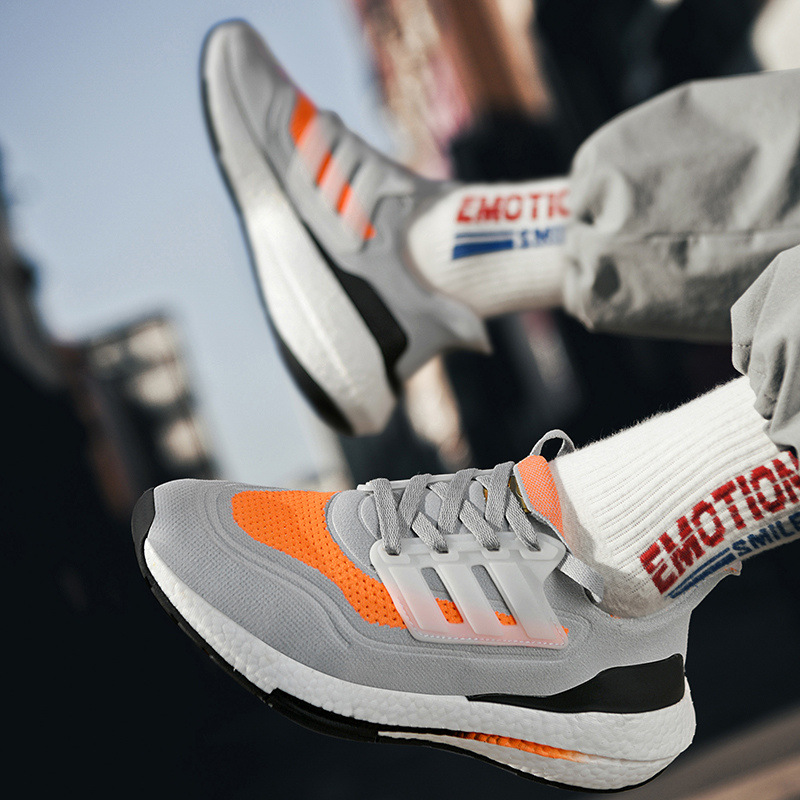 2024春秋男士大碼超輕運動鞋休閒透氣老爹鞋時尚椰子潮流跑步男鞋