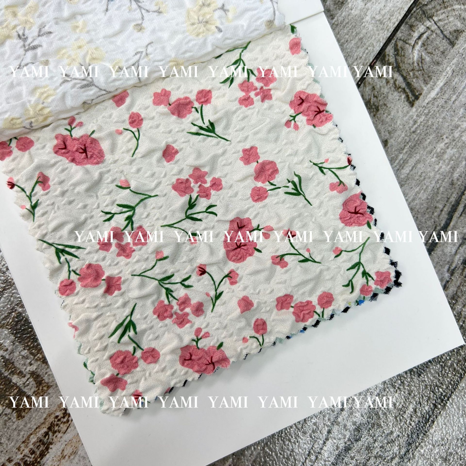 Suministro directo de fábrica burbuja tela de crepe tela de impresión pequeña camisa de vestir de verano floral impresión jacquard poliéster