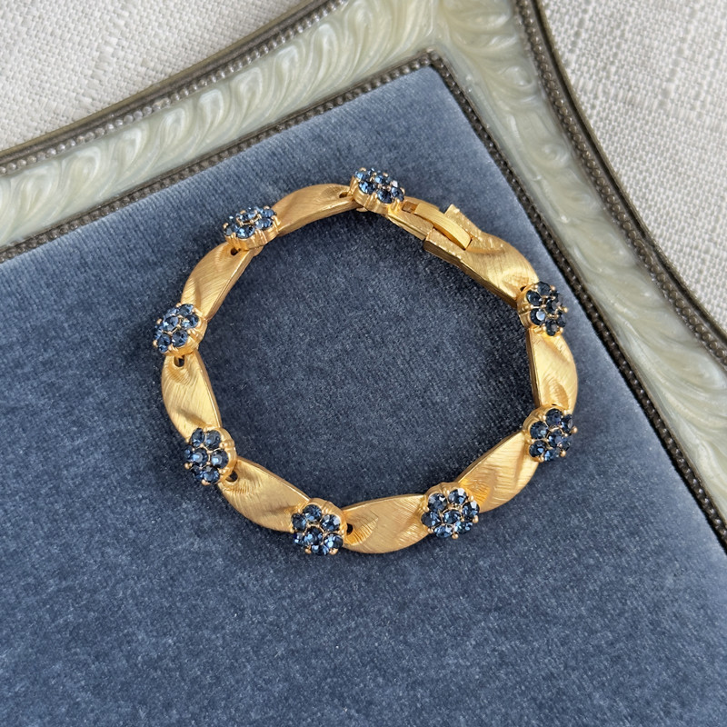 Medieval-Style Matte Gold High-End Fashion Brushed Colored Diamond Birthstone Ribbon Geometric Pendant Bracelet