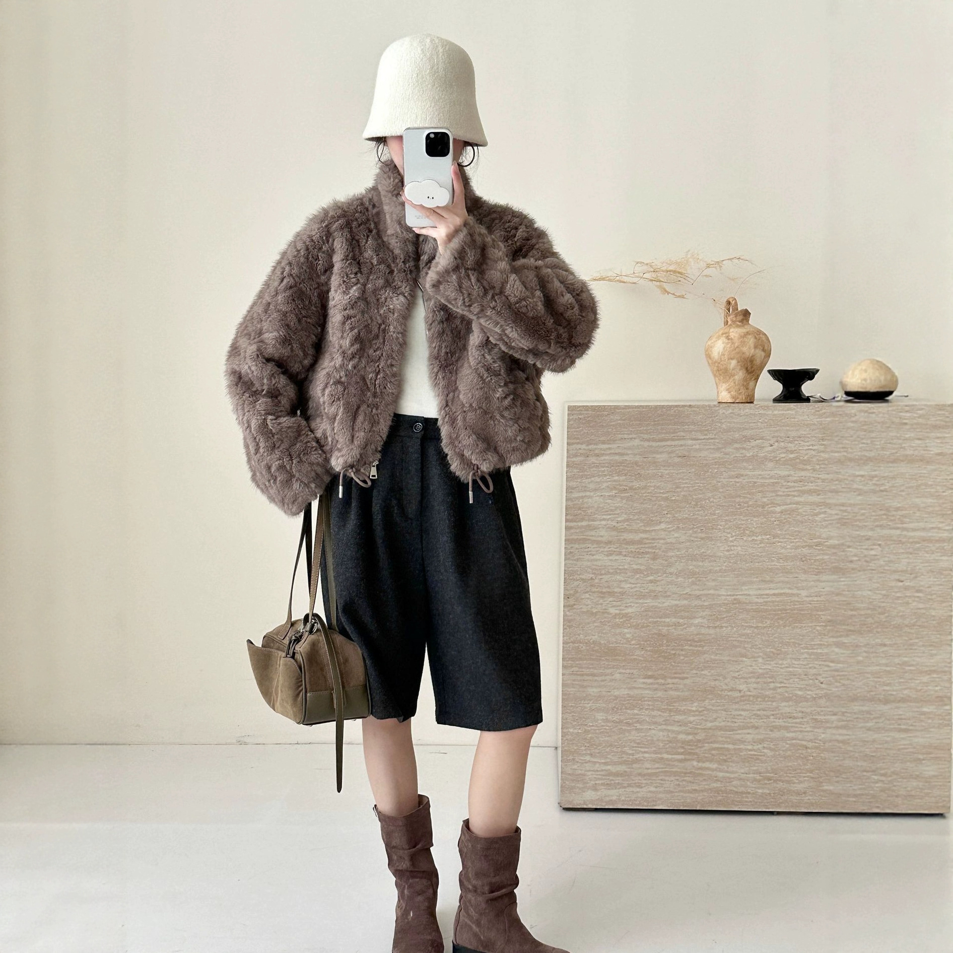 仿水貂翻领落肩袖拉链款下摆抽绳短款仿貂毛环保貂保暖外套女秋冬