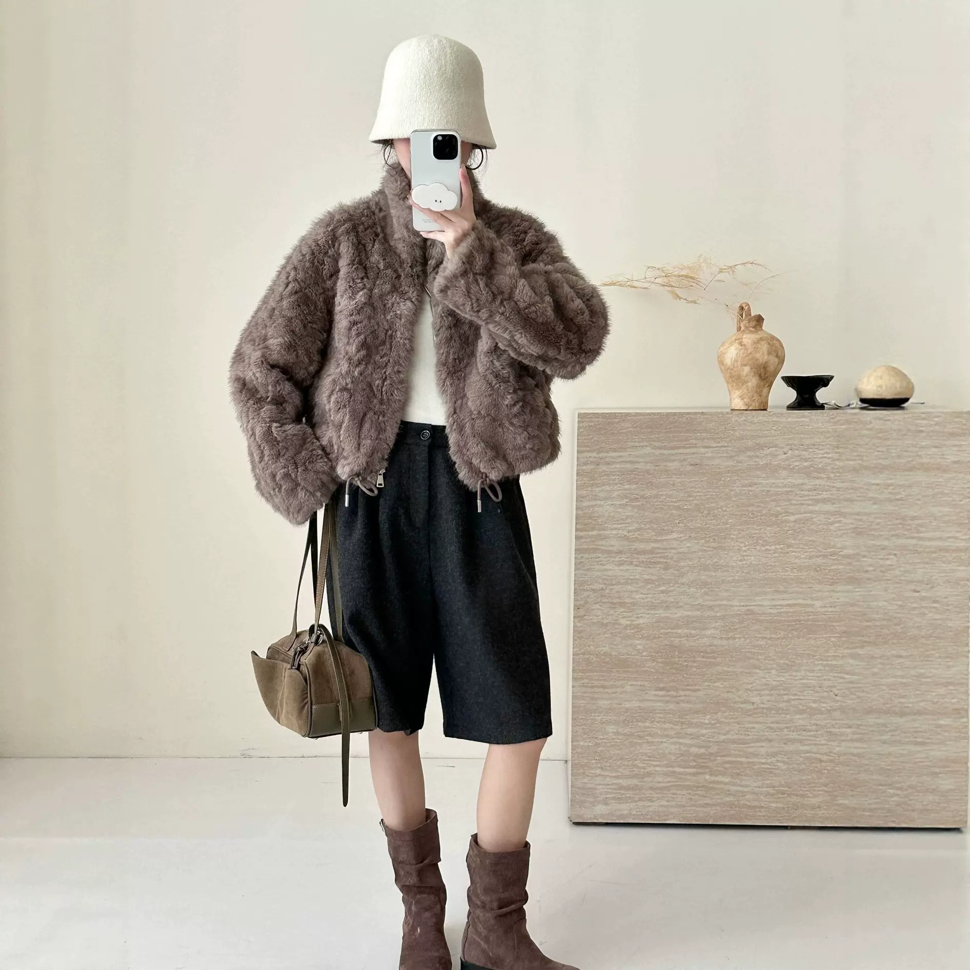 仿水貂翻领落肩袖拉链款下摆抽绳短款仿貂毛环保貂保暖外套女秋冬