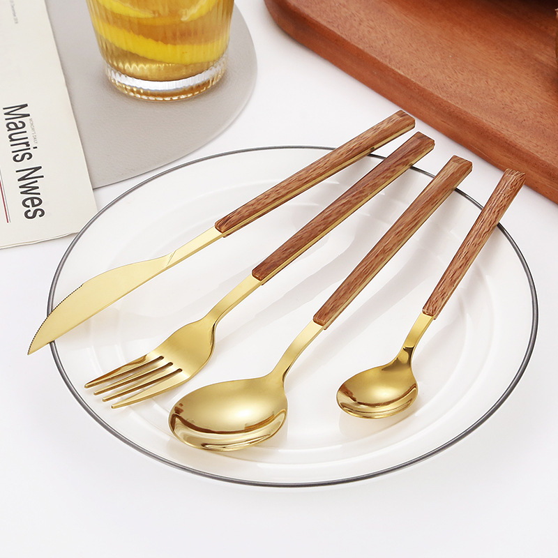 Al por mayor creativo japonés occidental vajilla caja de regalo traje Hotel Acero inoxidable madera grano cuadrado mango cuchillo tenedor postre cuchara