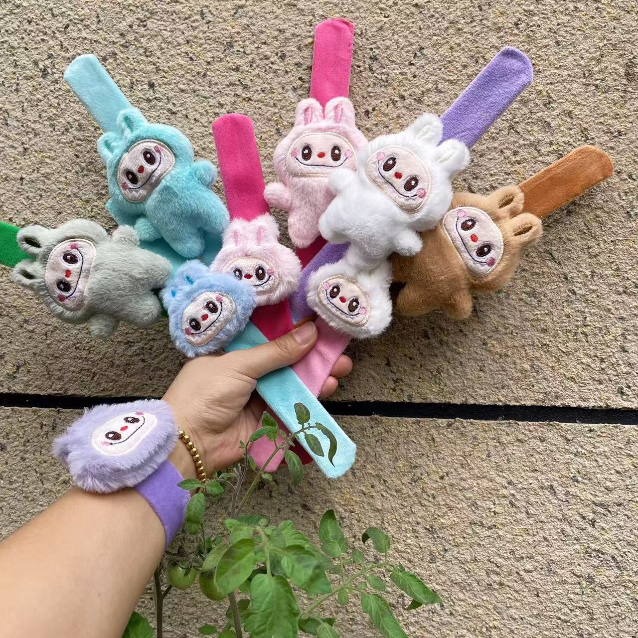 Muñeca creativa Panda raqueta anillo pulsera niños muñeca de peluche juguete bicicleta accesorios boda regalo de mano