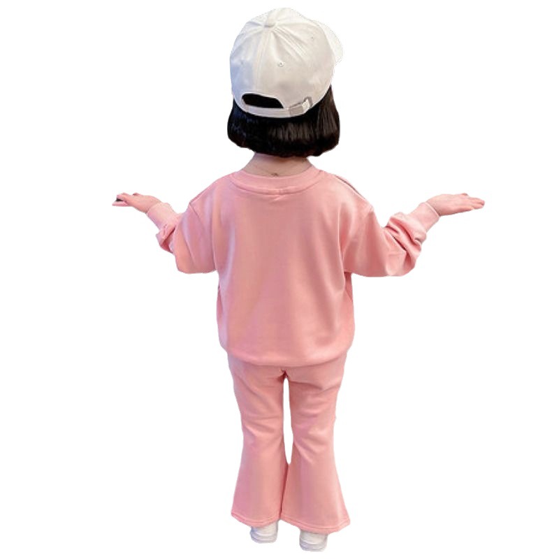 Traje para niñas Primavera y otoño 2023 Nuevo estilo occidental para niñas Suéter de estilo coreano Pantalones de dos piezas Top de moda para niños