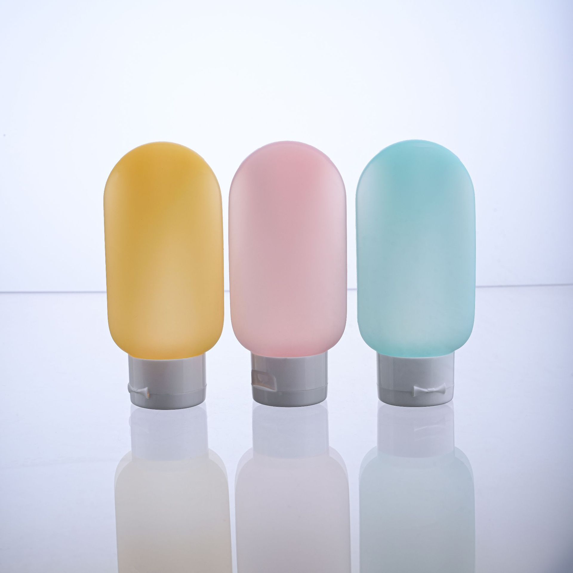旅行分装瓶植绒倒立瓶彩色吹塑空瓶子软塑料60毫升乳液旅行分装瓶