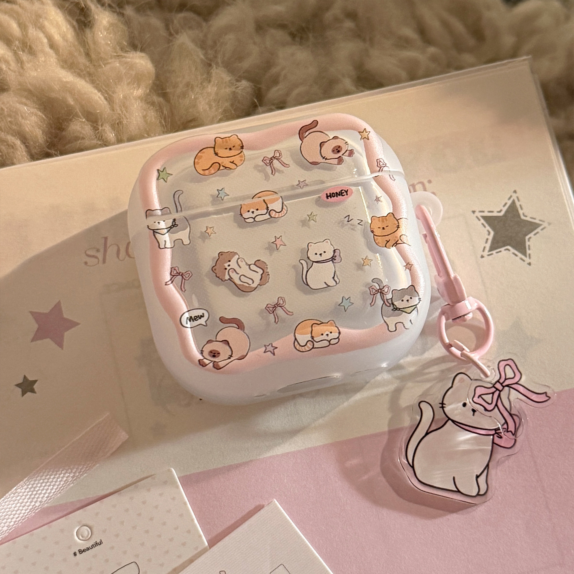 Colgante de gato rosa suave para Apple Airpods 4 generación cubierta de auriculares Bluetooth Pro3 dibujos animados 3 generación 1 anti-caída