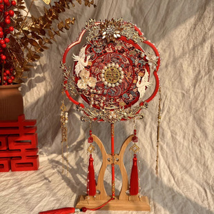 Chinese Champagne Color Plum Blossom Shaped Fan Material Package Finished Bride Wedding Dragon and Phoenix Xiuhe Suit Hand-Held Bouquet