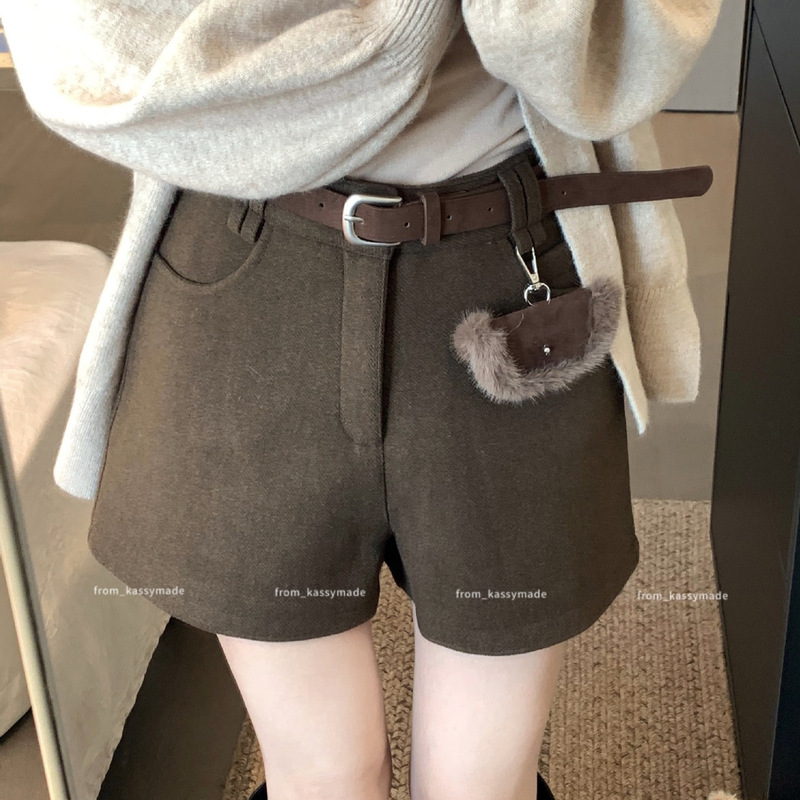 Hot Girl Coffee-Colored Woolen Shorts for Women 2025 Autumn and Winter New Style Small High-Waisted A-Line Wide-Leg Pants for Outer Wear with Boots
