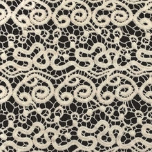 抽象花型 粗线条循环 涤纶棉线材质 水溶蕾丝花边 复古镂空