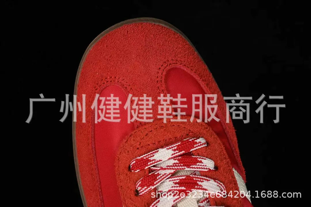 Всесезонные кроссовки Adidas для мужчин и женщин с площадкой, обувь Jianjian Guangzhou кампус клубника медведь красно-белый, плоская замена Maillard