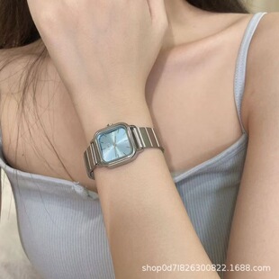 �r�аٴ�insС���OӋŮʿ�ֱ�Ů�n�溆�s���|�W����䓎�ʯӢ��